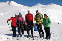 Vinson guide team